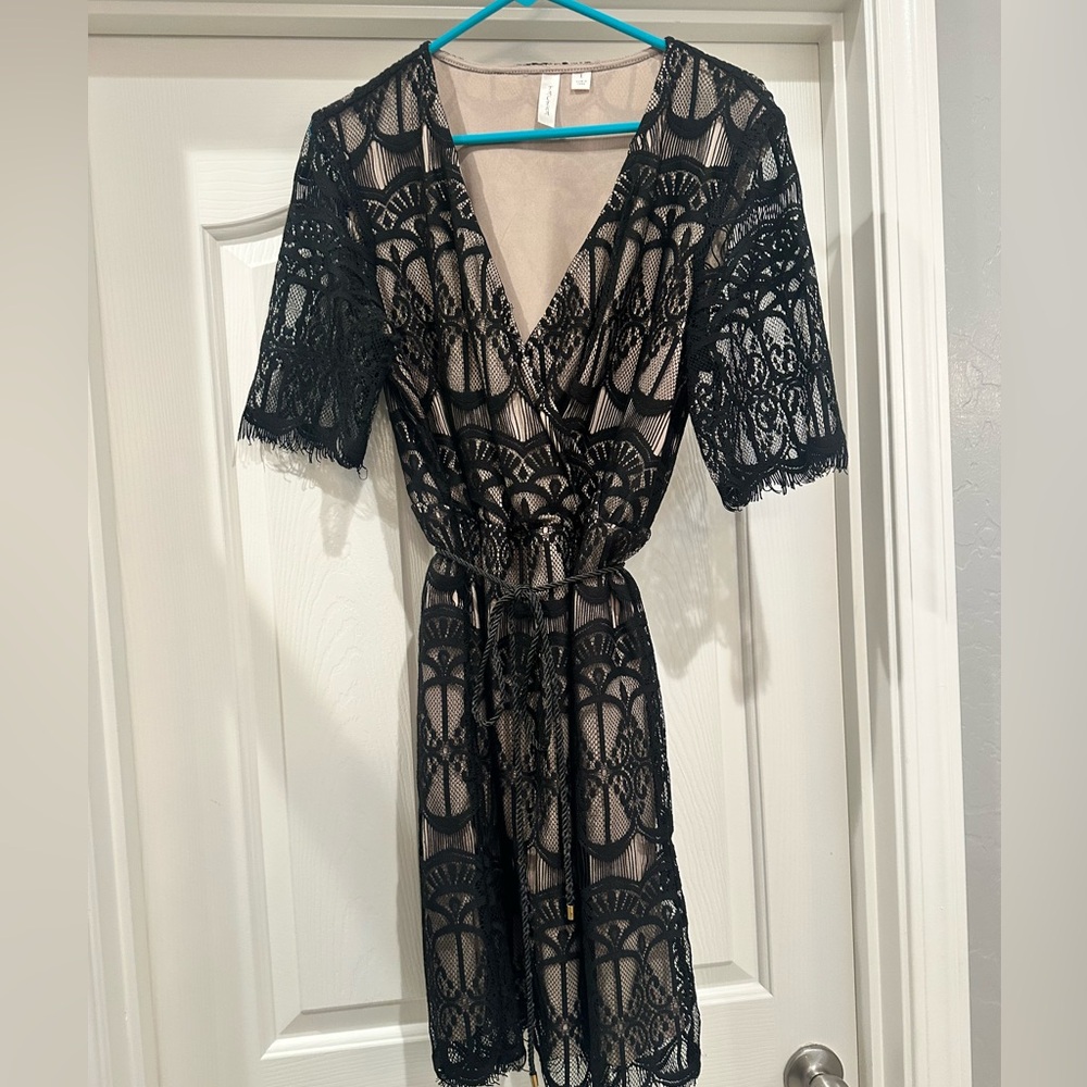 Tacera Beige dress with black lace style pattern- Size large